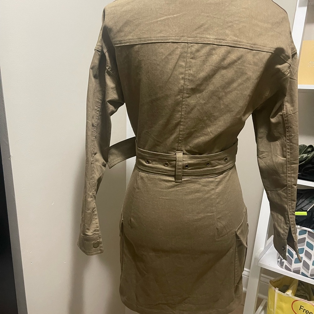 Romper - Picture 3 of 4
